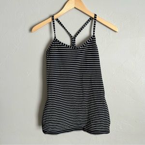Lululemon Women Power Y Tank Luon Parallel Stripe Black White Shelf Bra Top 6